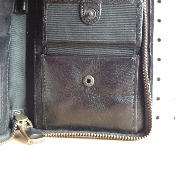 Fossil Estate Multi Passport Genuine Cowhide Leather Unisex Case MLG0084001 - Picture 9 of 15